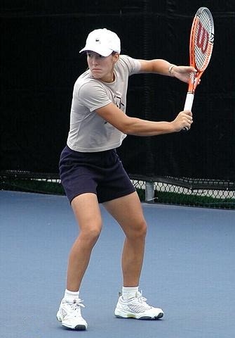 justine_henin_backhand_wc